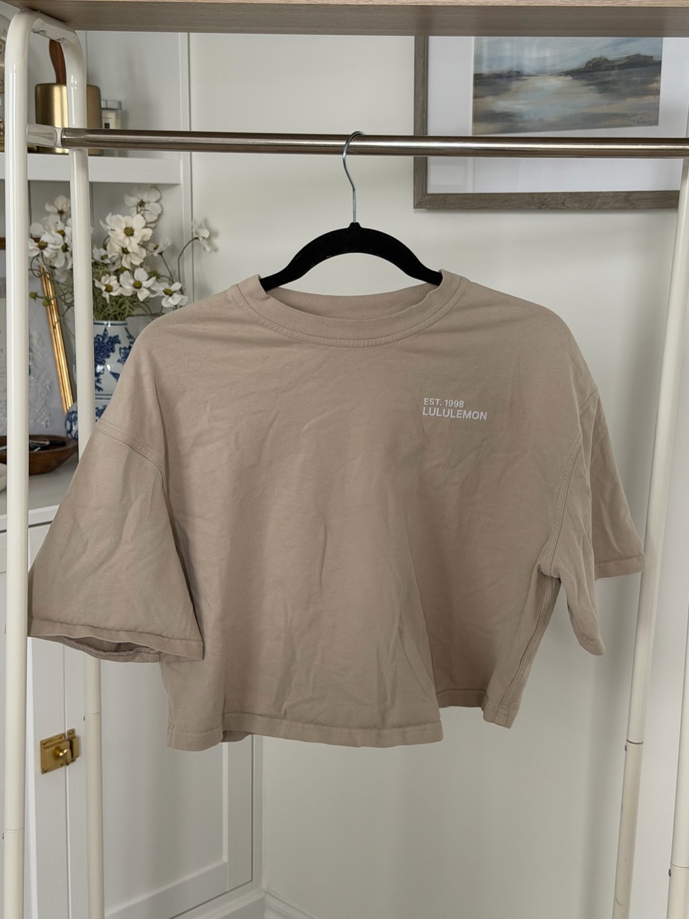 lululemon athletica Cropped Tee in Taupe Beige